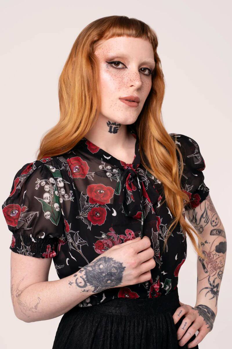 リンブラック様★美品★ ヘイヴHeve tulip bonding blouse リンブラック様☆美品☆ ヘイヴHeve tulip bonding blouse
